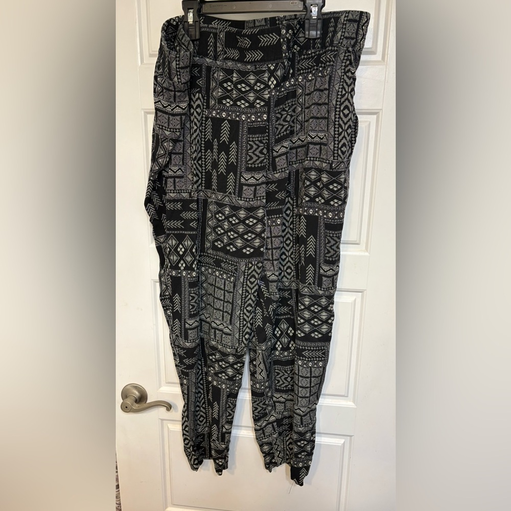 Jessica Simpson pants